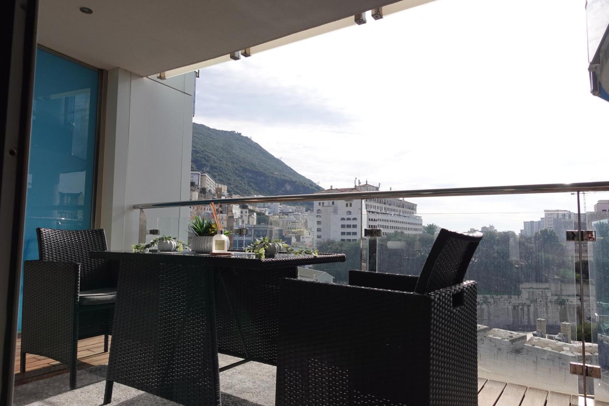 Gibraltar Luxury With Rooftop Pools & Views Exterior foto